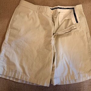 Vineyard Vines Men's Light Tan Shorts